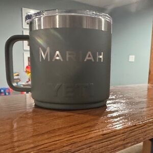YETI Dark Green Insulated Mug - Mariah